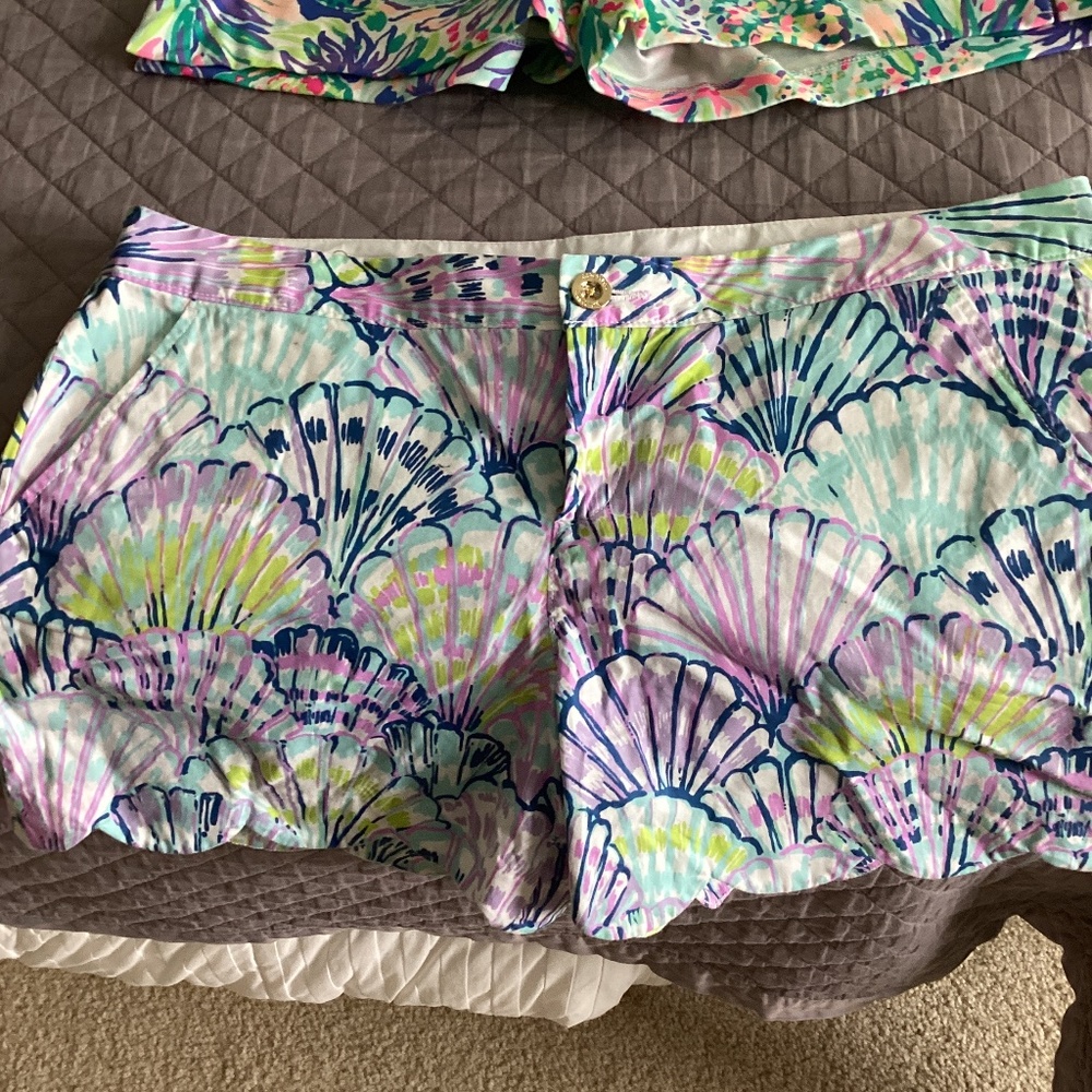 Lilly Pulitzer Buttercup Shorts size 16